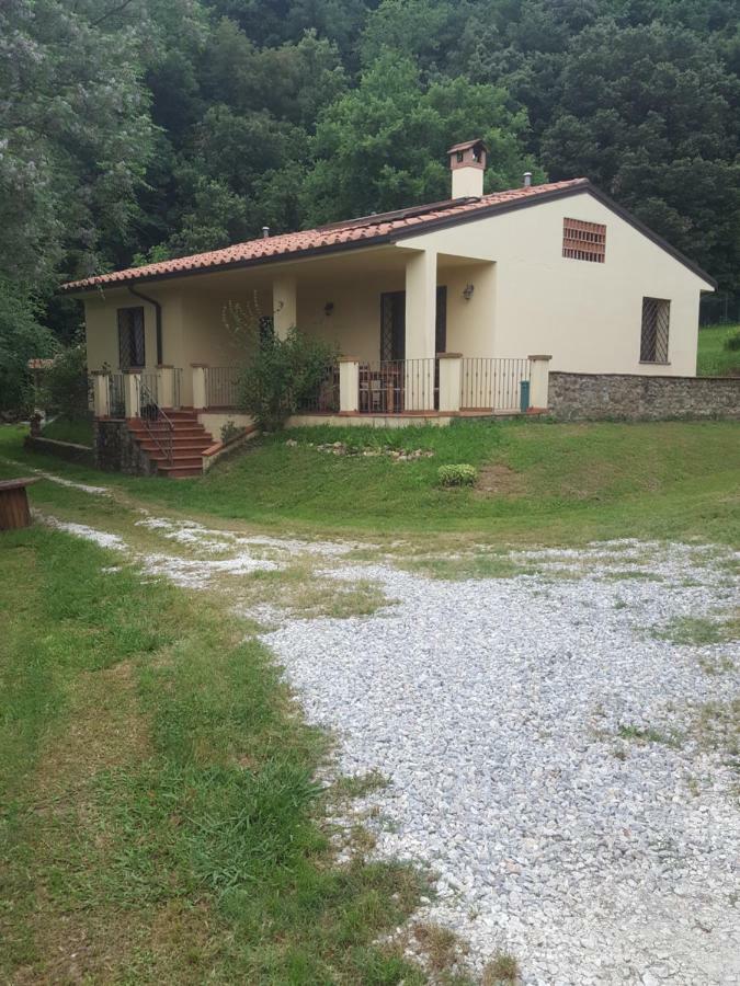 La Casa Della Quercia ξενώνας Lorenzana Εξωτερικό φωτογραφία